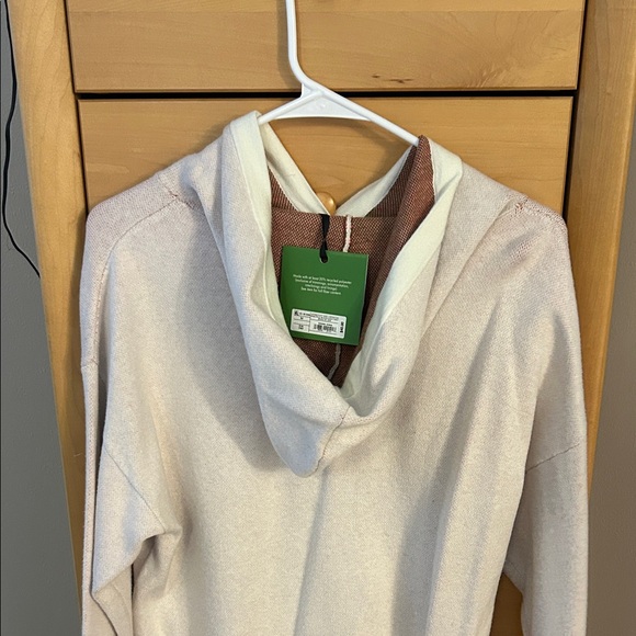 Kate Spade  Sweater Hoodie with Strawberry Design - Cream and Red - Picture 3 of 5